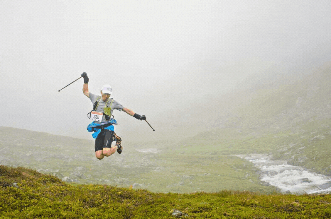 PhotoDeck macht es leicht, automatisch Beschriftungen und Suchbegriffe für Ihre Bilder zu generieren, und Texte und Startnummern zu erkennen.